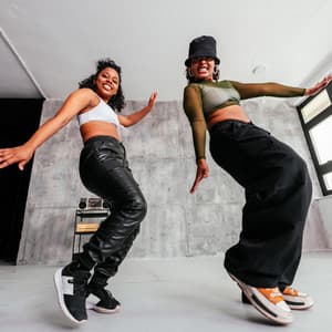 Tranquil Hip Hop Beats for Mindful Meditation - Meditative Lofi