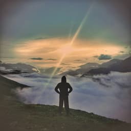 HIKING - John N4ture