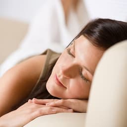Restful Reverie: A Pathway to Deep Relaxation and Sleep - Relaxing Radiance