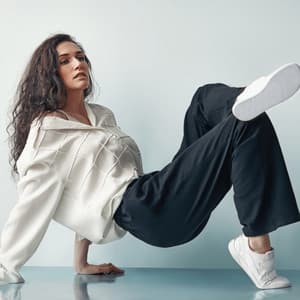 Gentle Hip Hop Beats for Yoga - Binaural Waves