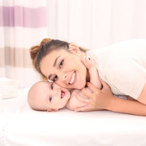 Ocean Breeze Baby Soothing: Chill Melodies for Peaceful Bonding - Ocean Waves