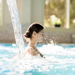 Relaxing Music for Serene Spa Time - Reiki Healing Consort