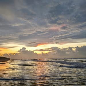 50 Coastal Views: Ambient Tide - Seascapers