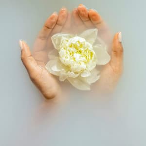 100 Chakras: Holding Hope - between waves