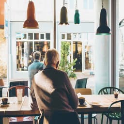 Echoes of Seasonal Stories - Französische Cafe Musik