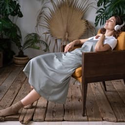 Gentle Dreams: Soft Tunes for a Restful Sleep - Sexy Chillout Music Cafe