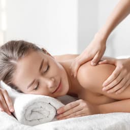 Tranquil Massage Music: Calm Beats for Therapy - Soft Guitar Music