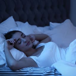 Sleepy Piano Raindrops: Calm Nighttime Serenity - Sleep Dreams