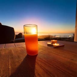 Lofi Relaxation: Soft Rhythmic Tones - lofi box