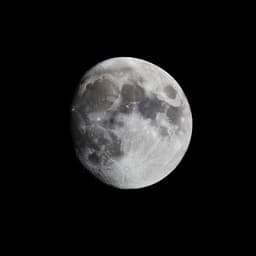 Quietud Nocturna: Melodías Delicadas Para La Paz Del Anochecer - Serenidad y Bienestar