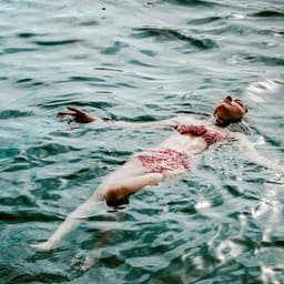 365 Healing: Daily Reflections - Ocean Sounds