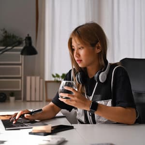 Calm Concentration: Gentle Music for Focused Work - Ambient Minds