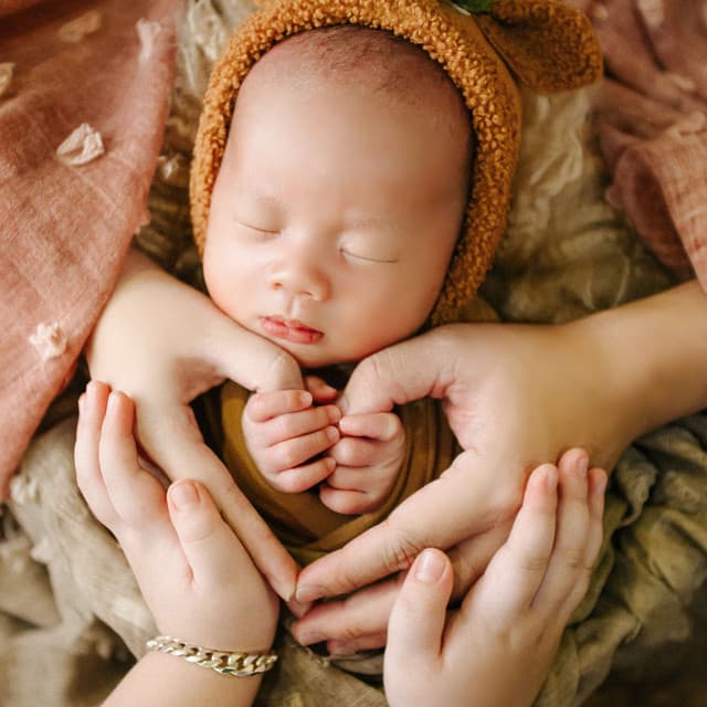 Tender Baby Lullaby Moments - Sleeping Water Baby Sleep