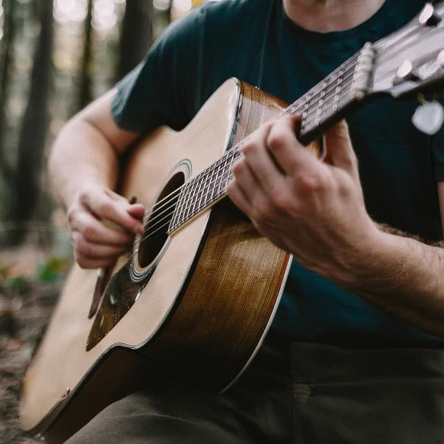 Melodías De Tranquilidad: Música De Guitarra Para Relajarse - Musica Relajante de Guitarra Orquesta