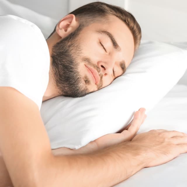 Midnight Calm: Soothing Melodies for a Quiet Night - The Binaural Beats Factory