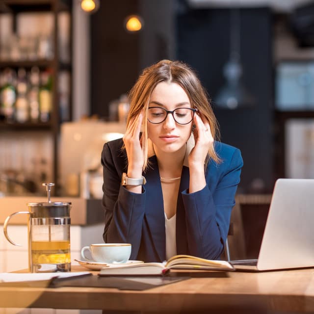 Coffee Shop Cadence: Motivating Beats for Concentration - Bossa Cafe Deluxe