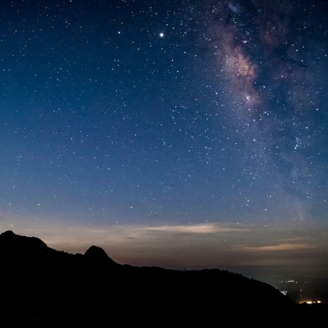 Tranquil Night: Gentle Tunes for Evening Peace - Cooking Music