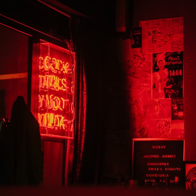 Tranquil Café Lounge - Lofi Night Drives