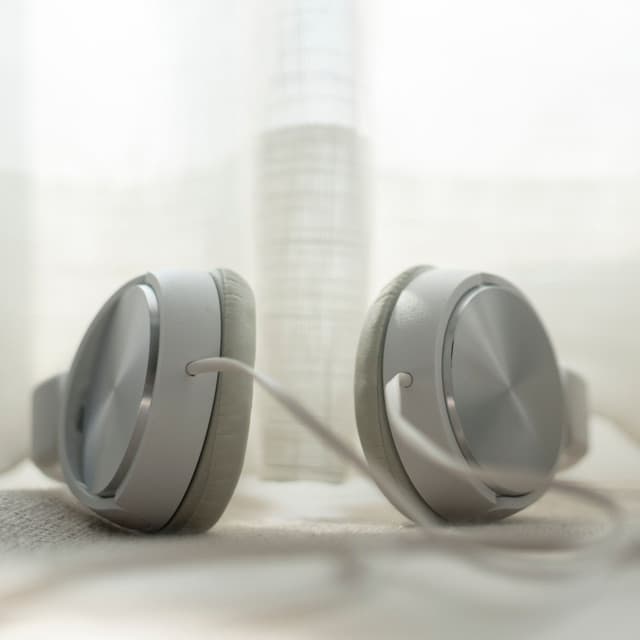 Pure Tranquility: Harmonic White Noise Melodies - Zen Meditation and Natural White Noise and New Age Deep Massage