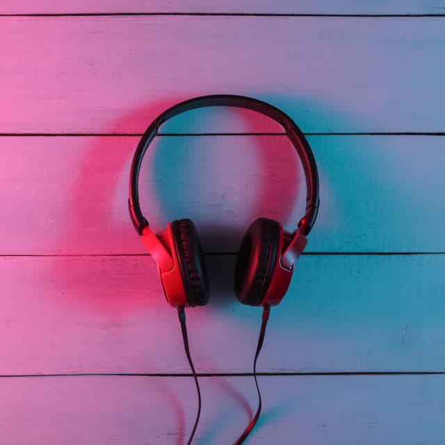 Echoes of Tranquility: Harmonious White Noise Melodies - White Noise Atmospheres