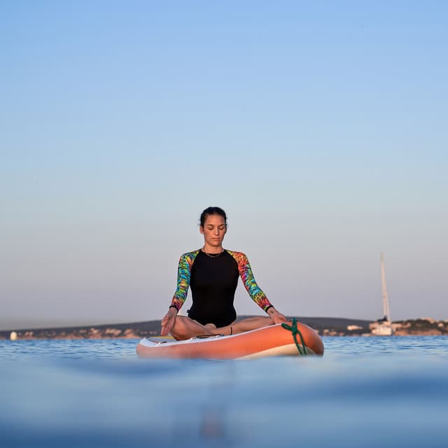 Calm Concentration: Tranquility in Ocean Meditation Music - Emerald High