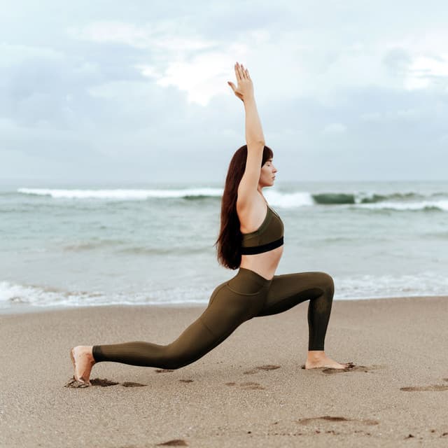 Ocean's Gentle Waves: Binaural Peaceful Yoga Presence - Binaural Brain Waves