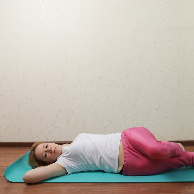 Smooth Music for Yoga Stress Relief - 6 Hz Guru