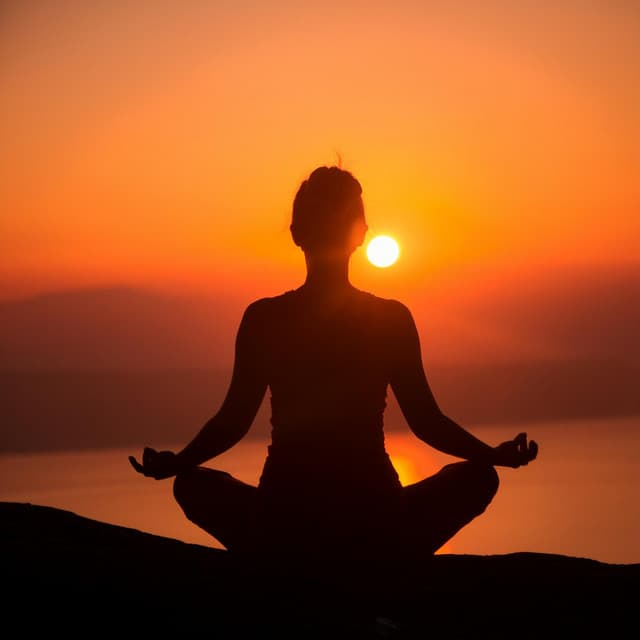 El Foco Interior: Melodías Tranquilas Para Meditar - Memoria Linda