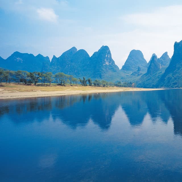 Tranquil Waterscapes: Melodic Ripples and Harmony Waves - Nature Sounds And Whispers