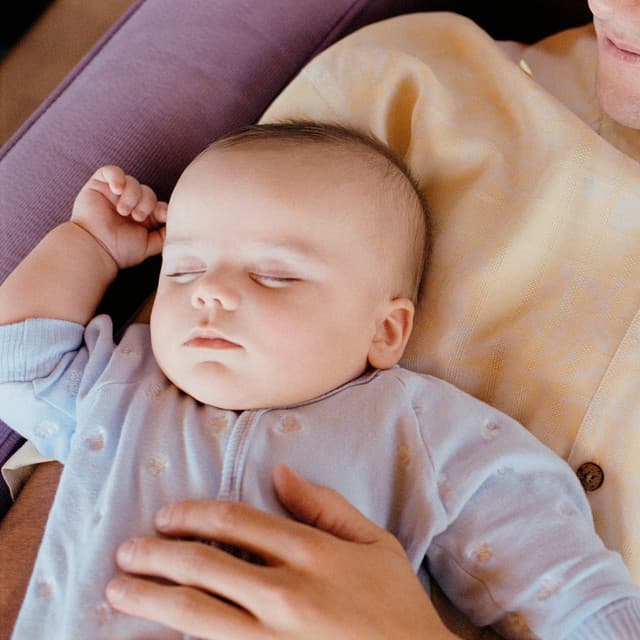 Dreamy Starlight: Baby Lullaby Melodies - Enchanted Baby Smile