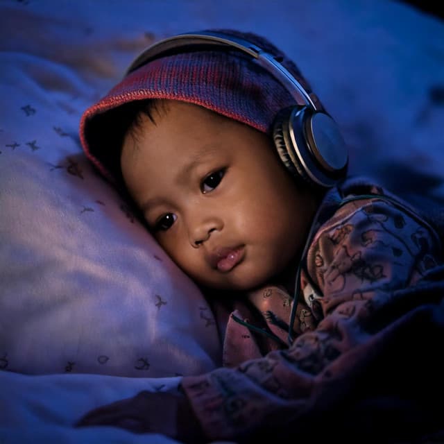 Dreamy Nights: Soothing Hip Hop for Baby Sleep - LoFi Cinema