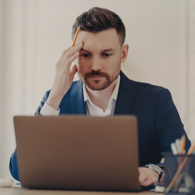 Piano Focus Embrace: Soothing Tunes for Deep Concentration - Worship Music Piano